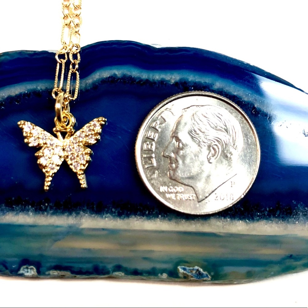 Butterfly Necklace, Dragonfly, Insect, Bee, Flower - Picture 4 of 10